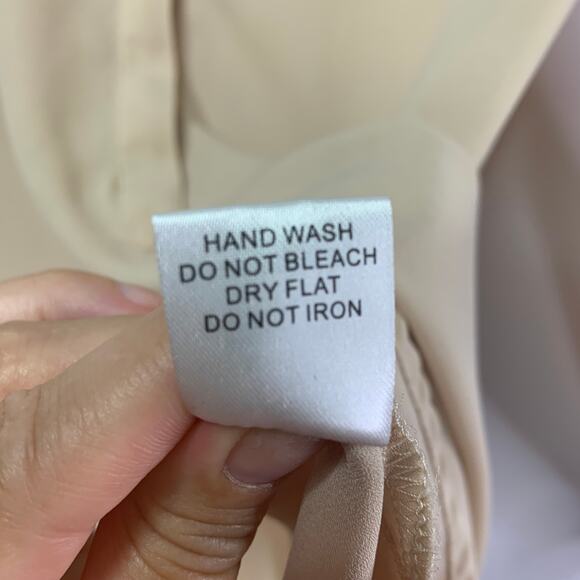 Lumiere Beige Henley Tunic Ballon Sleeves Medium Hidden Buttons Round Hem Light - Picture 7 of 11